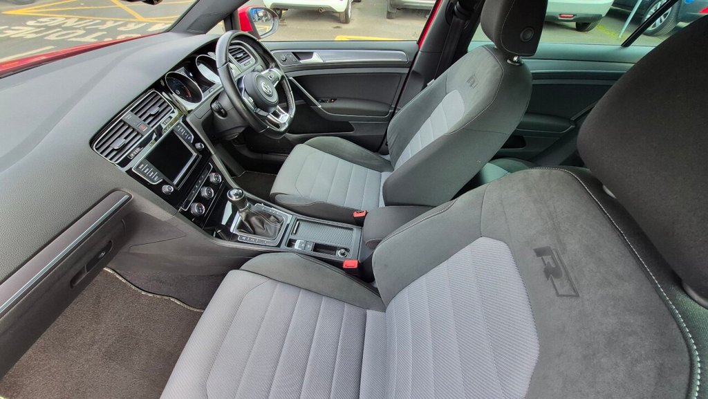 Used Volkswagen Golf 2016 for sale - 76210493: Photo 30