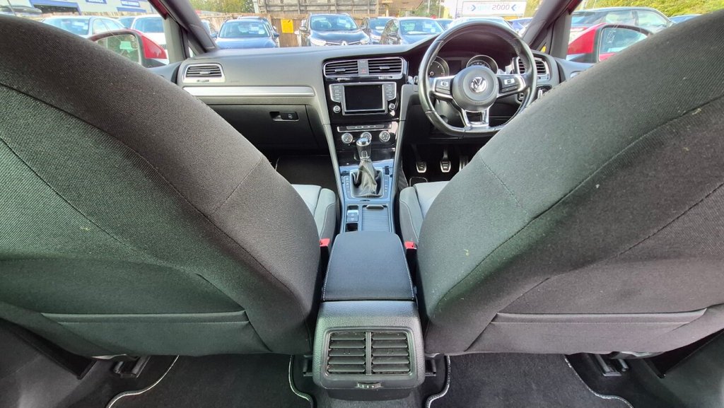 Used Volkswagen Golf 2016 for sale - 76210493: Photo 35