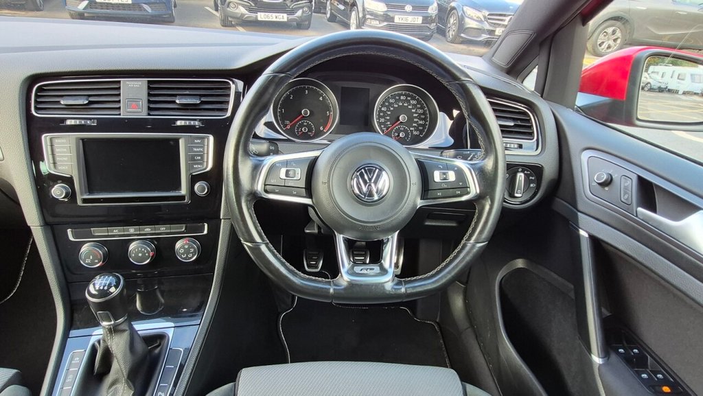 Used Volkswagen Golf 2016 for sale - 76210493: Photo 38