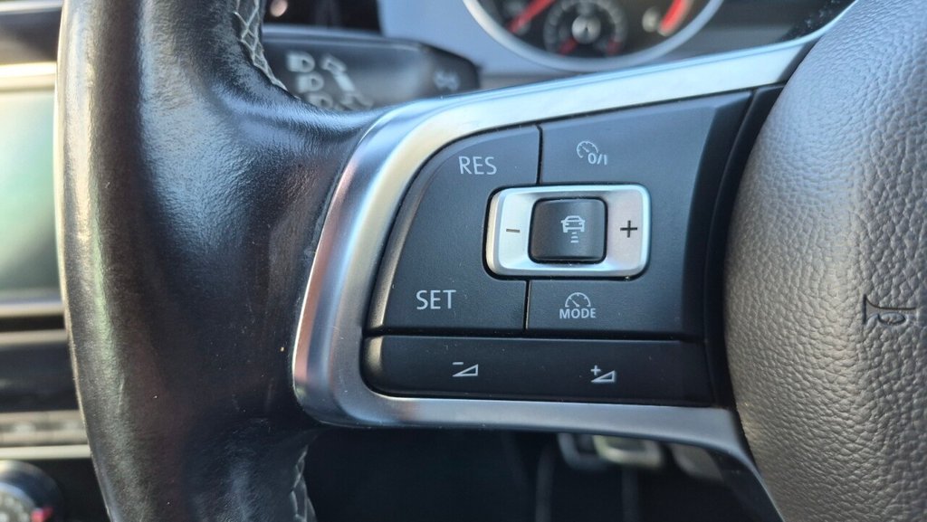 Used Volkswagen Golf 2016 for sale - 76210493: Photo 43