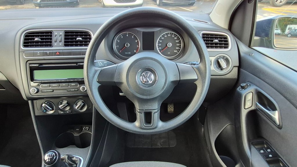 Used Volkswagen Polo 2010 for sale - 76267417: Photo 29
