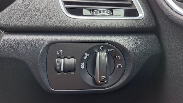 Used Audi Q3 2015 for sale - 76266542: Photo 43