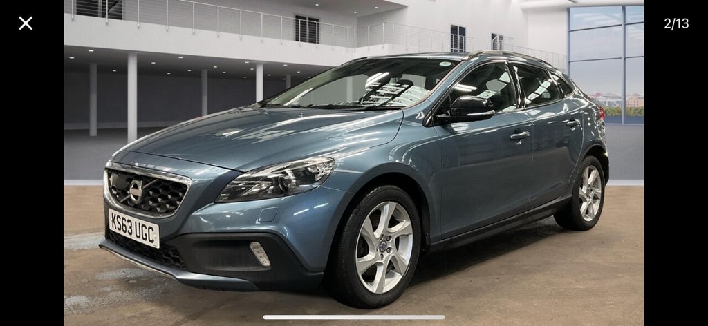 Used Volvo V40 2013 for sale - 76396243: Photo 1