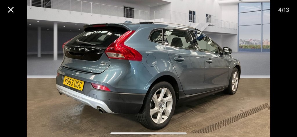 Used Volvo V40 2013 for sale - 76396243: Photo 4