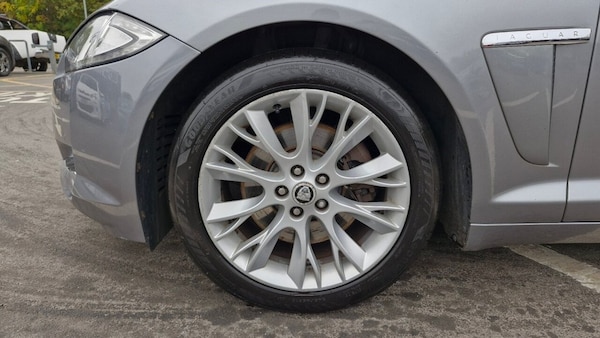 Used Jaguar XF 2011 for sale - 76304153: Photo 18