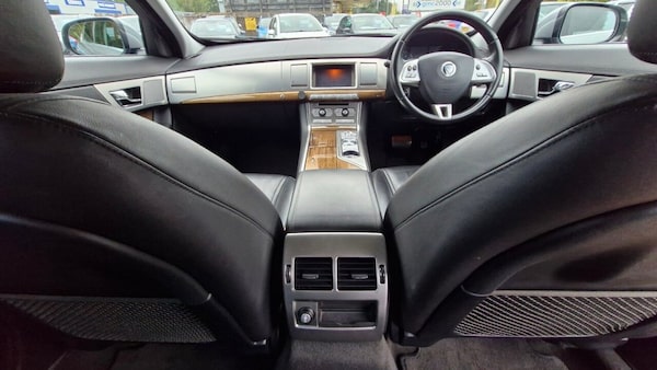 Used Jaguar XF 2011 for sale - 76304153: Photo 31