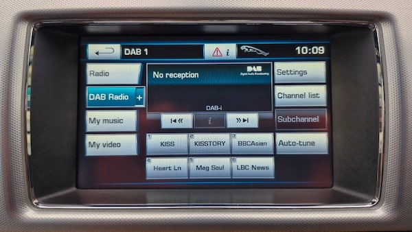 Used Jaguar XF 2011 for sale - 76304153: Photo 43