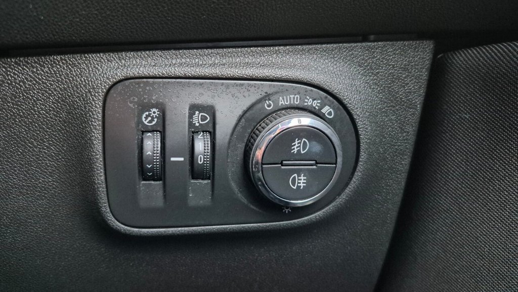 Used Vauxhall Corsa 2017 for sale - 75765460: Photo 45