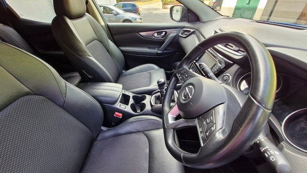 Used Nissan Qashqai 2017 for sale - 74245803: Photo 28