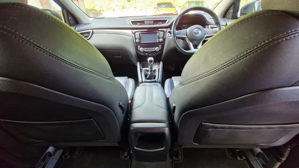 Used Nissan Qashqai 2017 for sale - 74245803: Photo 32