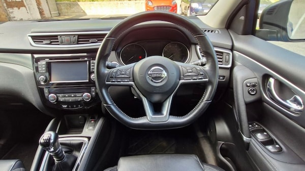 Used Nissan Qashqai 2017 for sale - 74245803: Photo 37