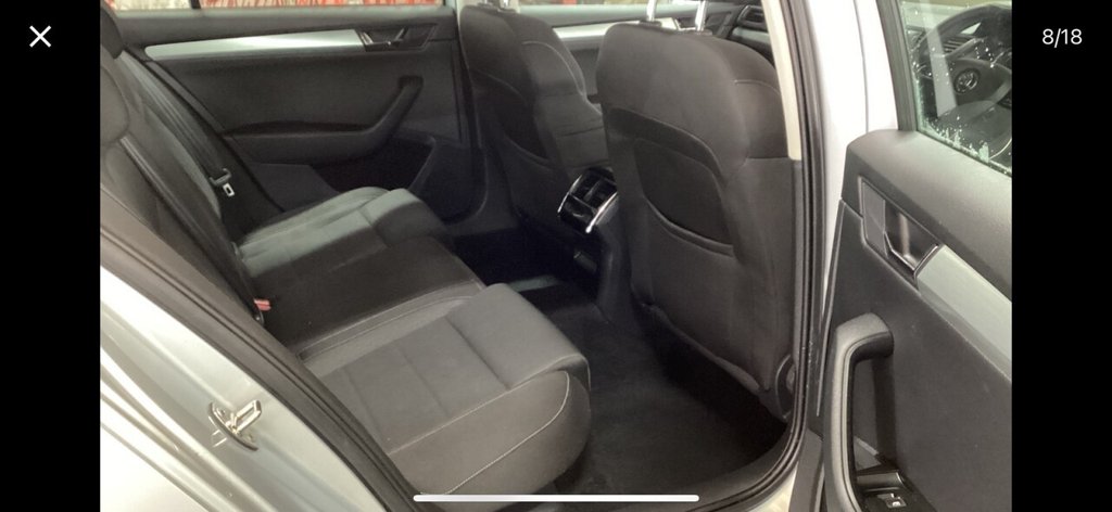 Used Skoda Superb 2018 for sale - 76304171: Photo 8