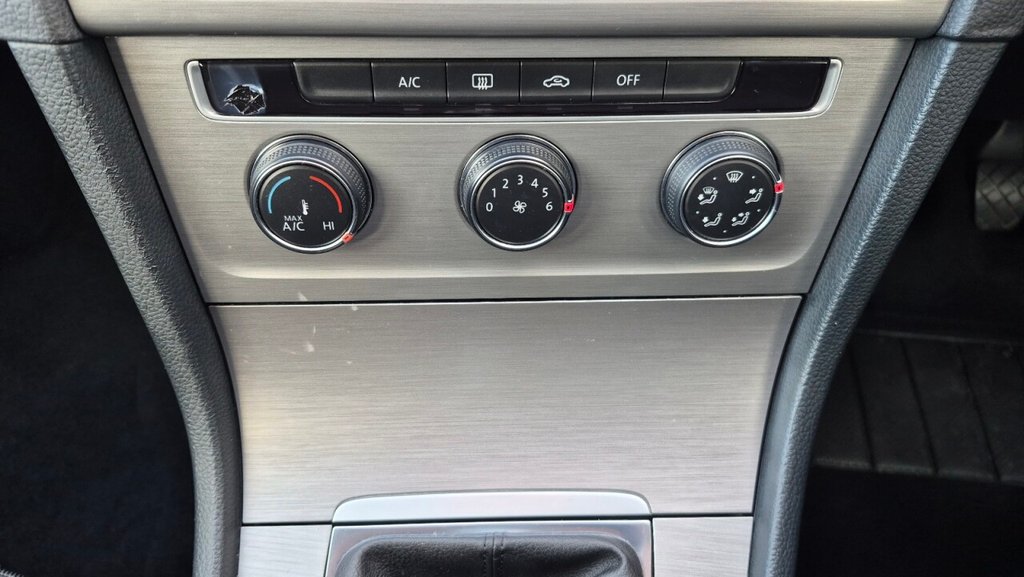 Used Volkswagen Golf 2015 for sale - 76235779: Photo 41