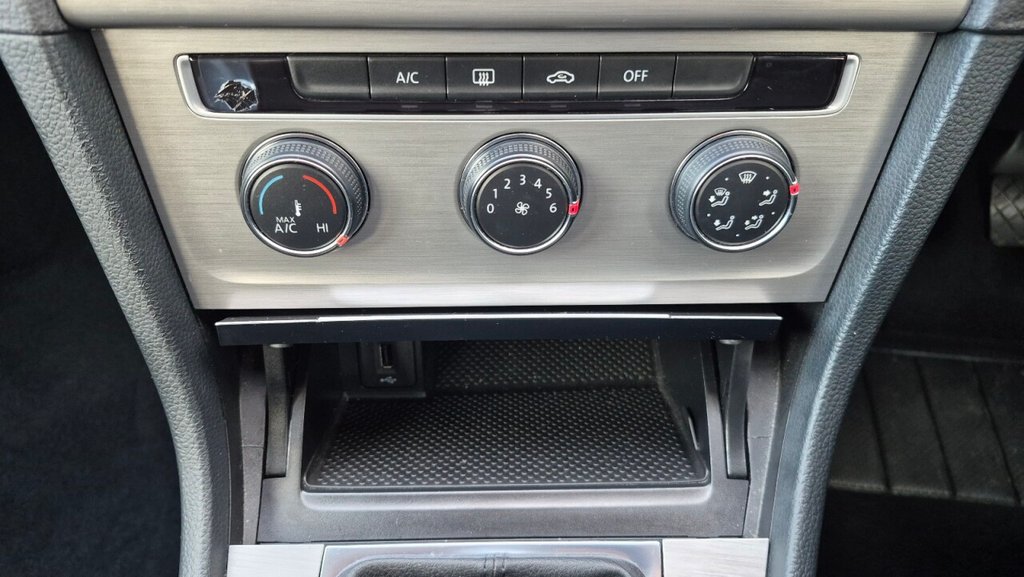 Used Volkswagen Golf 2015 for sale - 76235779: Photo 42