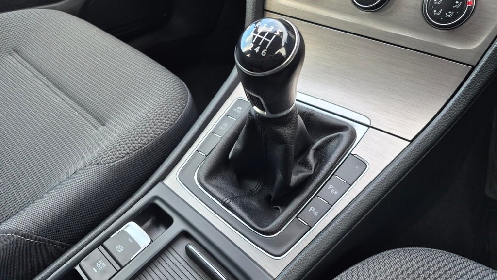 Used Volkswagen Golf 2015 for sale - 76235779: Photo 44