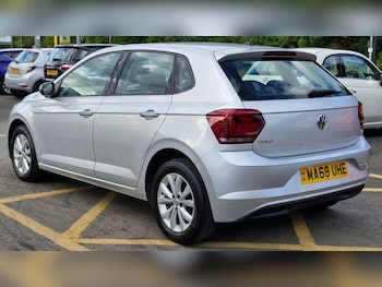 Used Volkswagen Polo 2018 for sale - 75692795: Photo