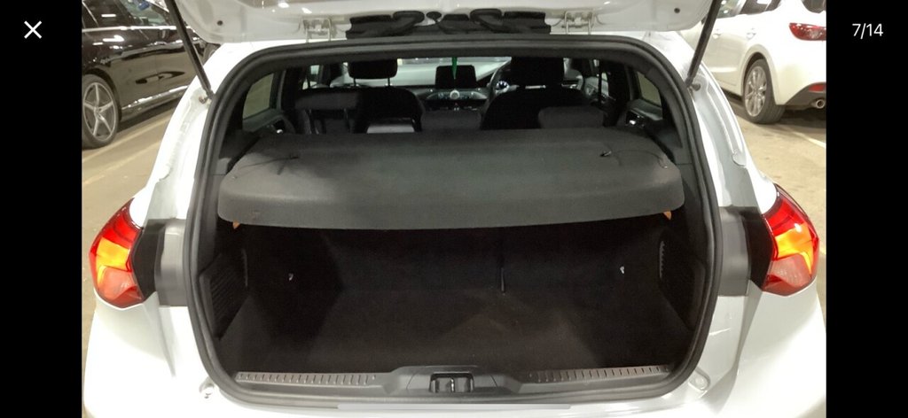 Used Ford Focus 2018 for sale - 76434410: Photo 4