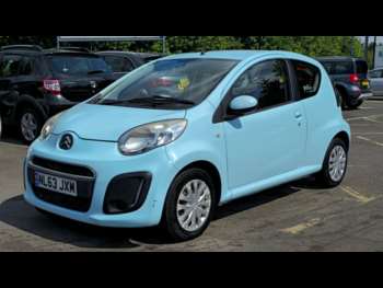 2013 (63) - 1.0i VTR Hatchback 3dr Petrol Manual Euro 5 (68 ps)