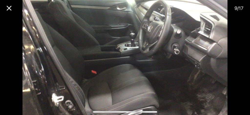 Used Honda Civic 2018 for sale - 76724780: Photo 8