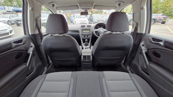 Used Volkswagen Golf 2010 for sale - 76291491: Photo 30