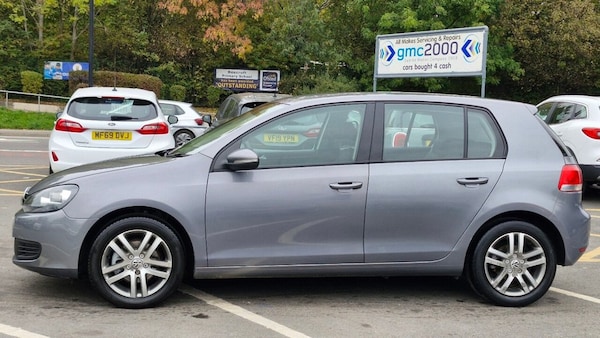 Used Volkswagen Golf 2010 for sale - 76291491: Photo 3