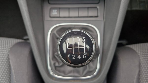 Used Volkswagen Golf 2010 for sale - 76291491: Photo 40