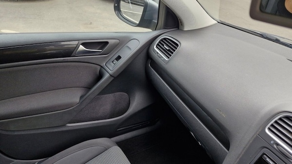 Used Volkswagen Golf 2010 for sale - 76291491: Photo 41