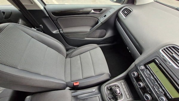 Used Volkswagen Golf 2010 for sale - 76291491: Photo 42