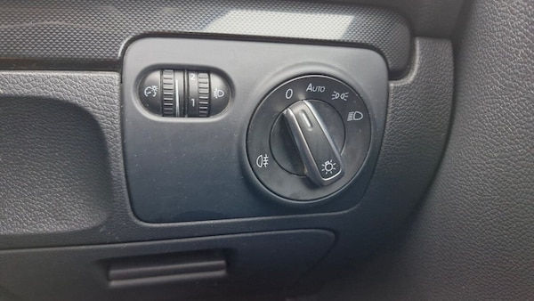 Used Volkswagen Golf 2010 for sale - 76291491: Photo 43