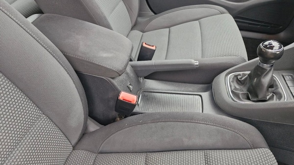 Used Volkswagen Golf 2010 for sale - 76291491: Photo 45
