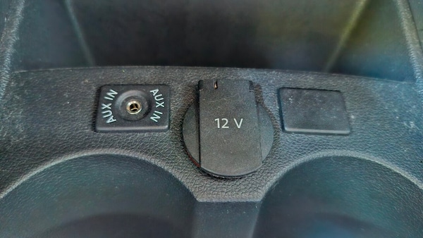 Used Volkswagen Polo 2012 for sale - 76074123: Photo 36