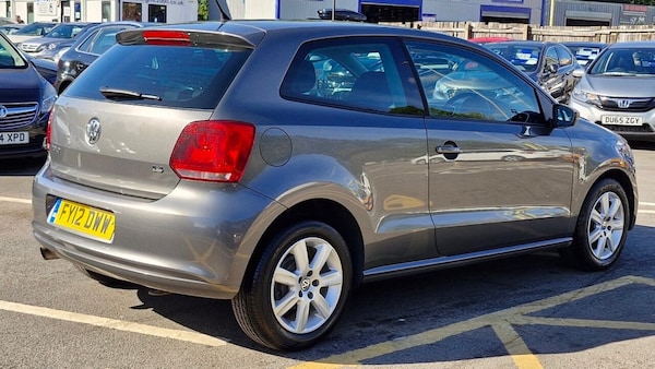 Used Volkswagen Polo 2012 for sale - 76074123: Photo 6