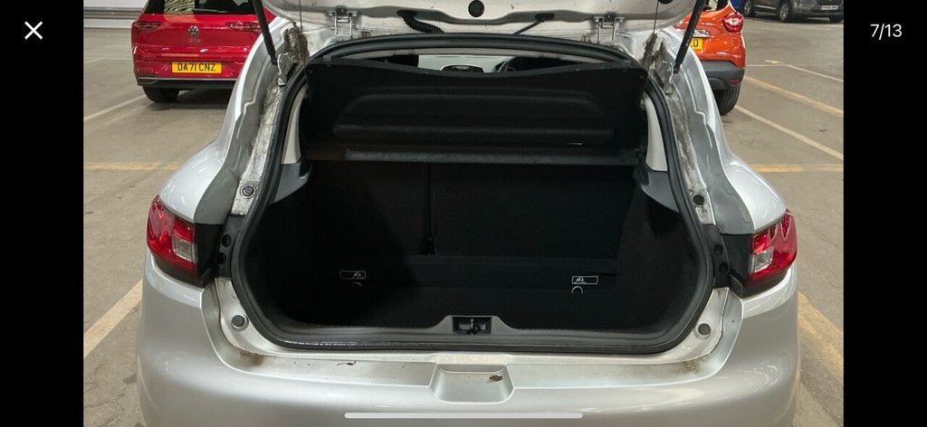 Used Renault Clio 2017 for sale - 76642820: Photo 7