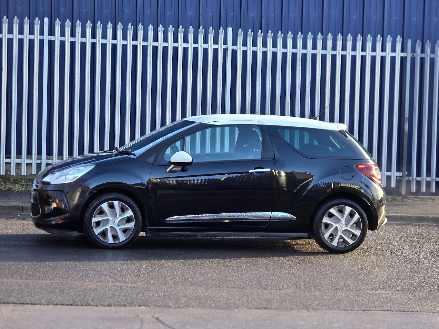 Used Citroen DS3 2013 for sale - 77641788: Photo 4