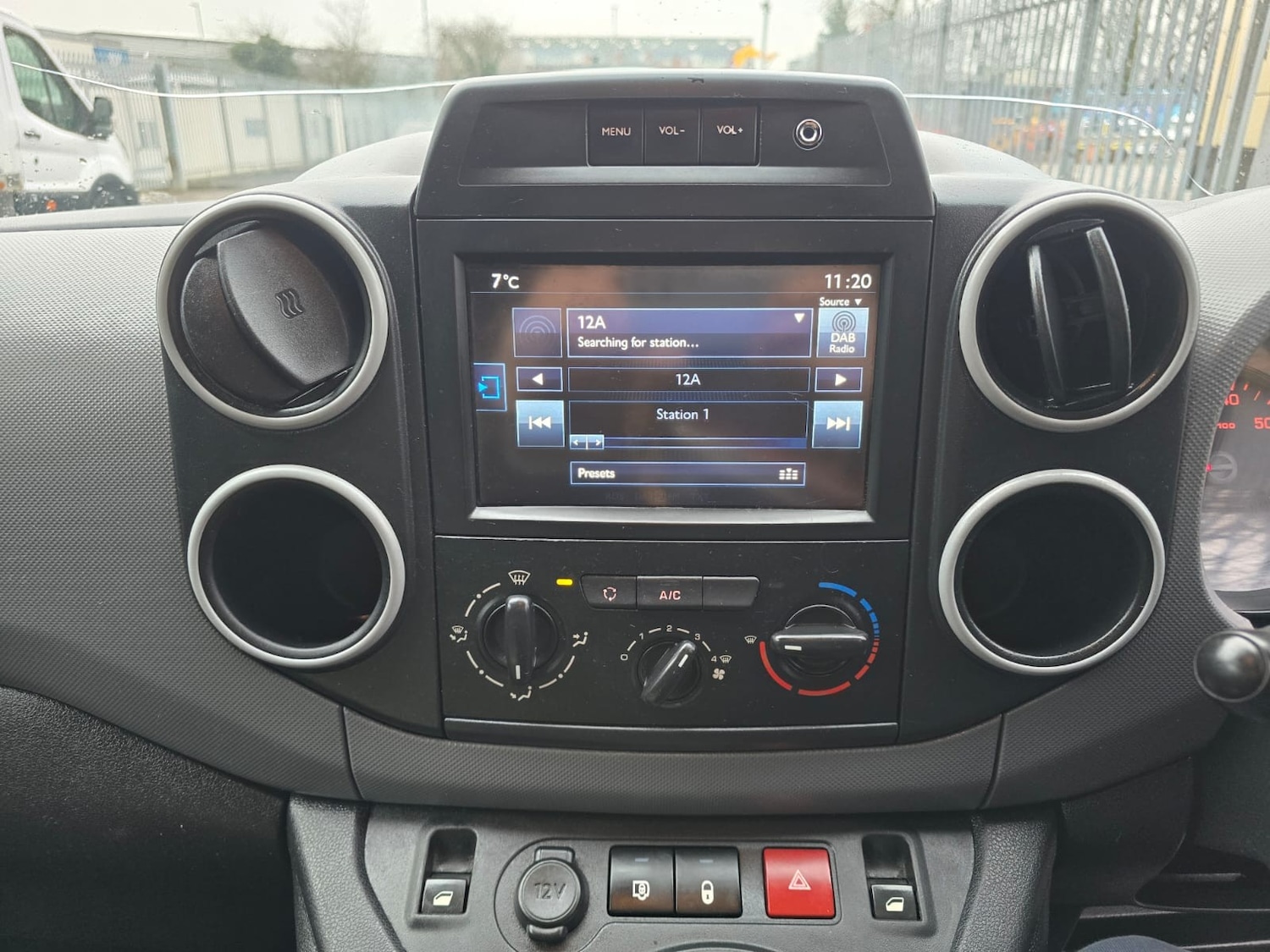 Used Peugeot Partner 2017 for sale - 77501932: Photo 14