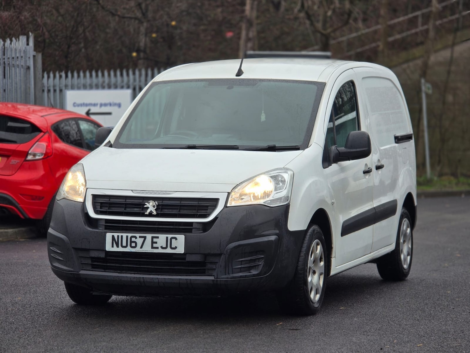 Used Peugeot Partner 2017 for sale - 77501932: Photo 3