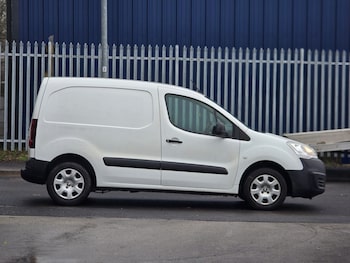 Used Peugeot Partner 2017 for sale - 77501932: Photo