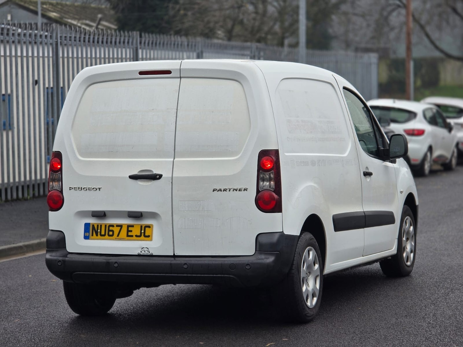 Used Peugeot Partner 2017 for sale - 77501932: Photo 9