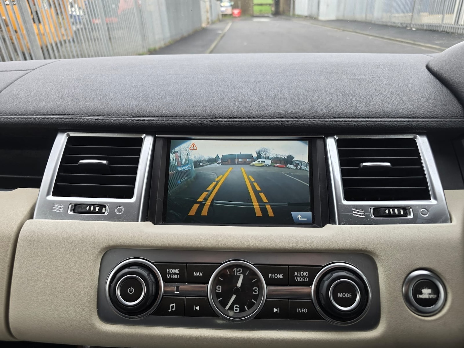 Used Land Rover Range Rover Sport 2011 for sale - 77482512: Photo 13