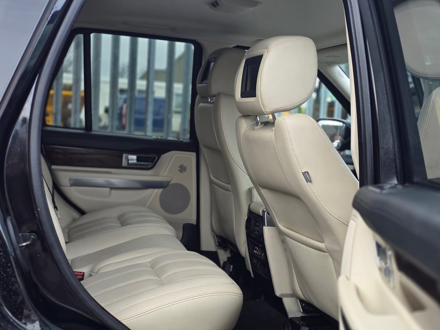 Used Land Rover Range Rover Sport 2011 for sale - 77482512: Photo 18