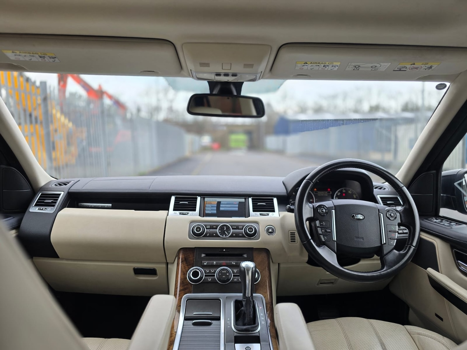 Used Land Rover Range Rover Sport 2011 for sale - 77482512: Photo 2