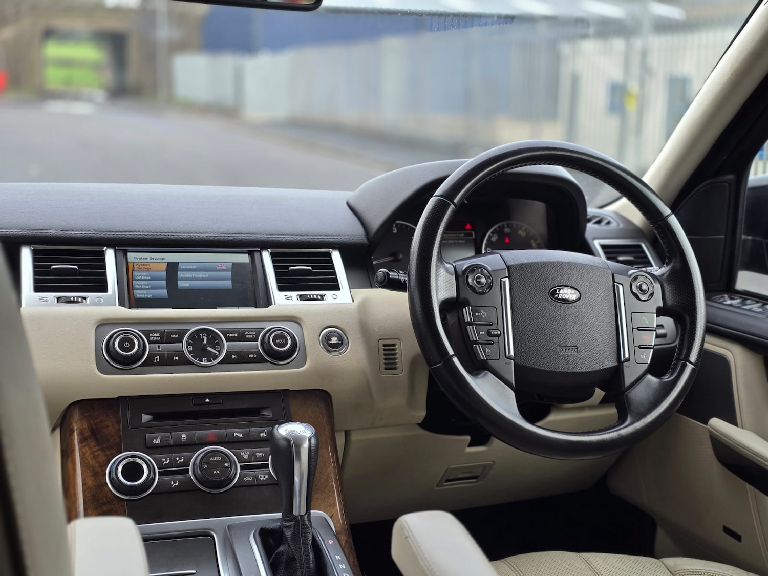 Used Land Rover Range Rover Sport 2011 for sale - 77482512: Photo 4