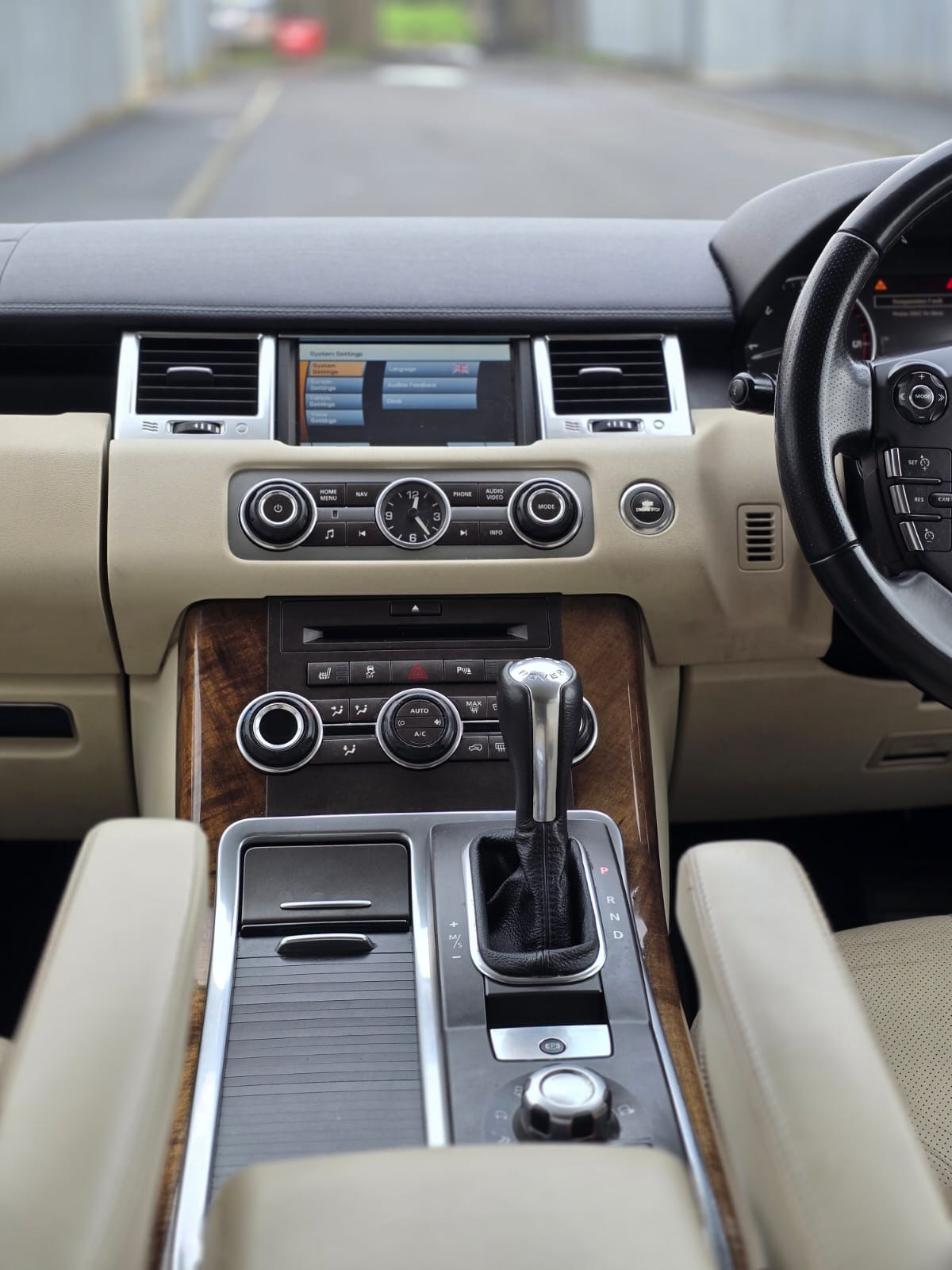 Used Land Rover Range Rover Sport 2011 for sale - 77482512: Photo 5