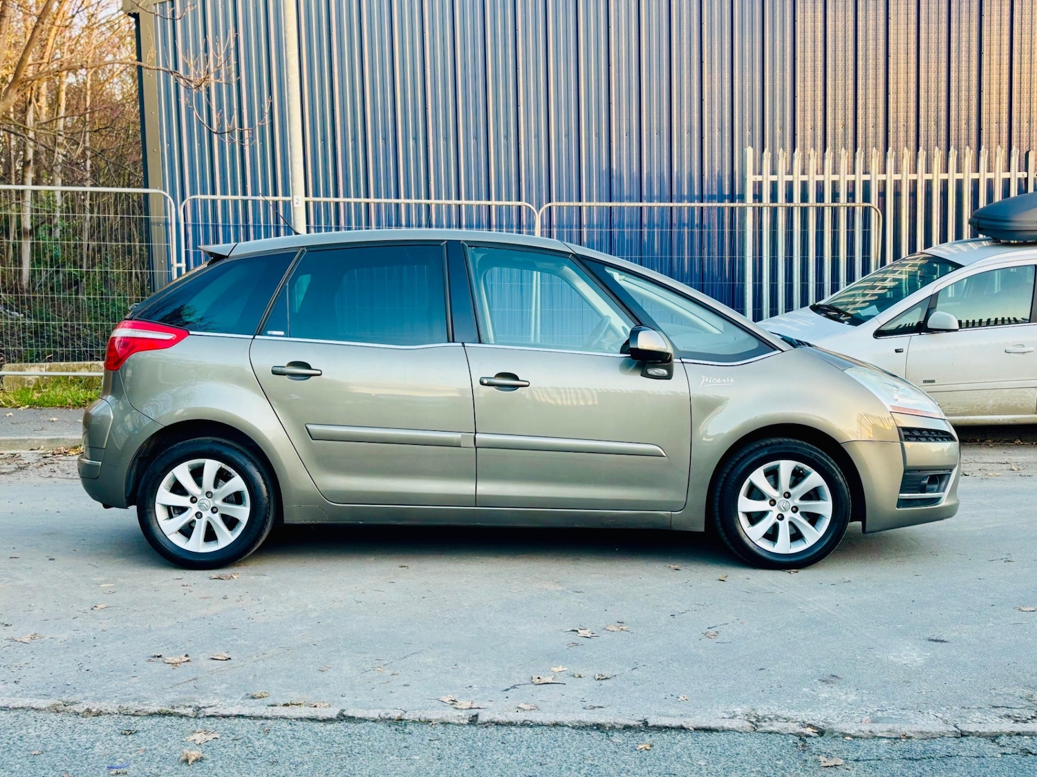 Used Citroen C4 Picasso 2008 for sale - 76612199: Photo 11