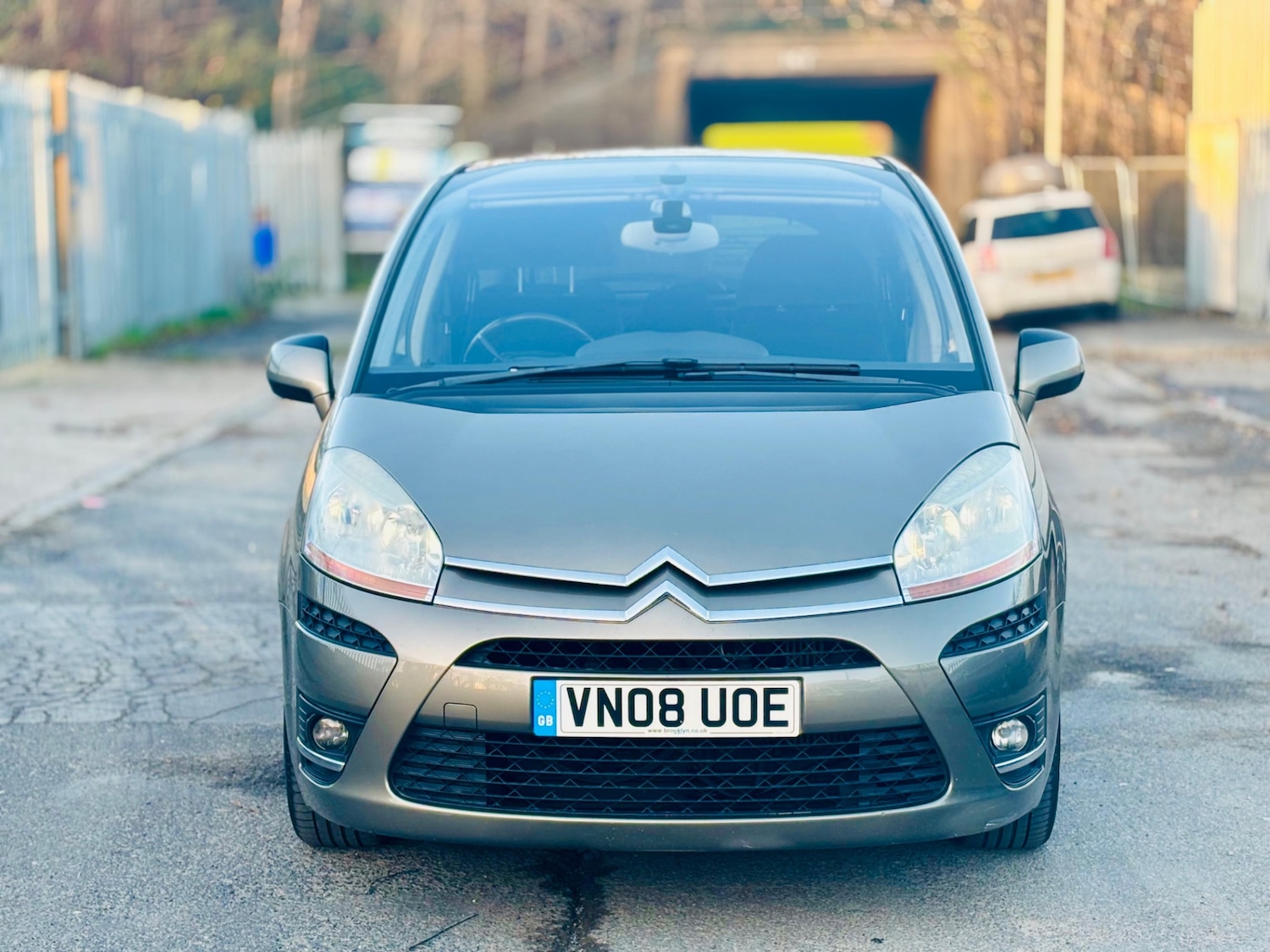 Used Citroen C4 Picasso 2008 for sale - 76612199: Photo 2