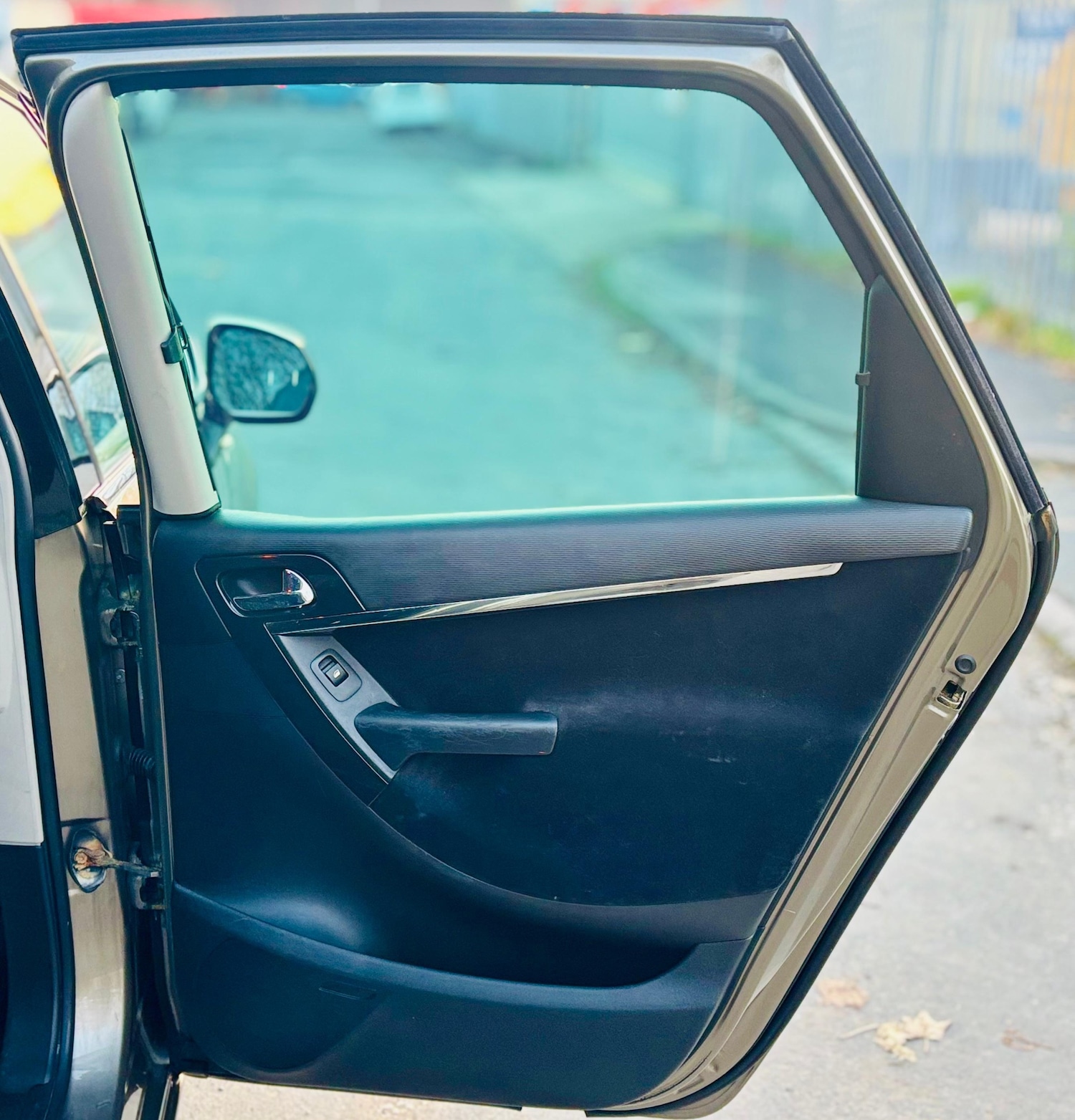 Used Citroen C4 Picasso 2008 for sale - 76612199: Photo 37