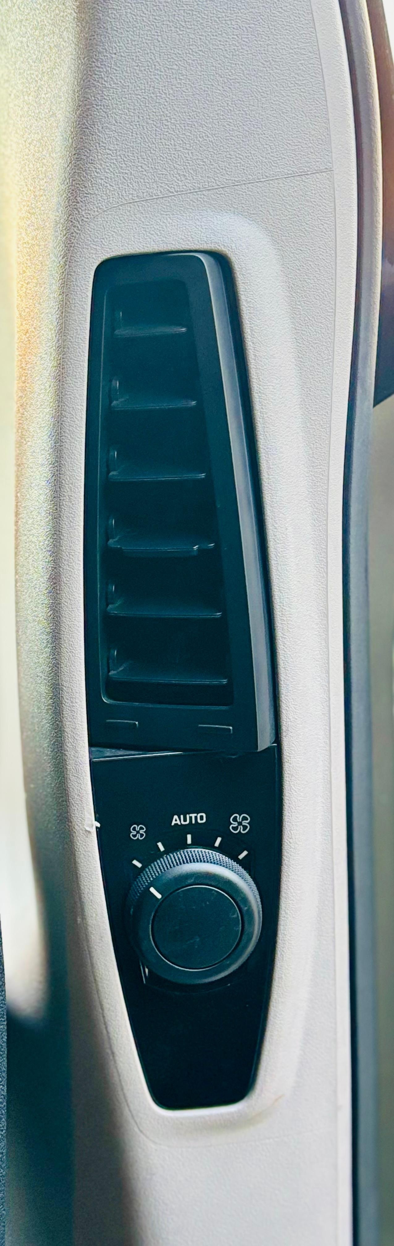 Used Citroen C4 Picasso 2008 for sale - 76612199: Photo 38