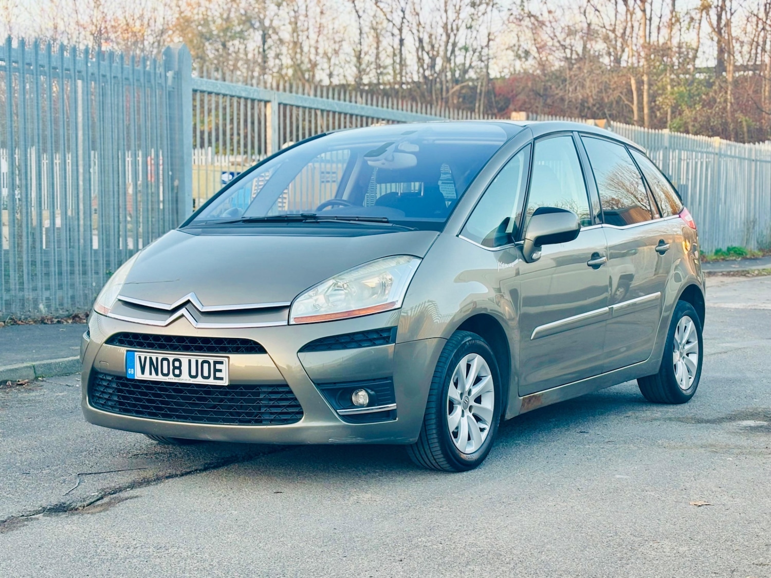 Used Citroen C4 Picasso 2008 for sale - 76612199: Photo 5