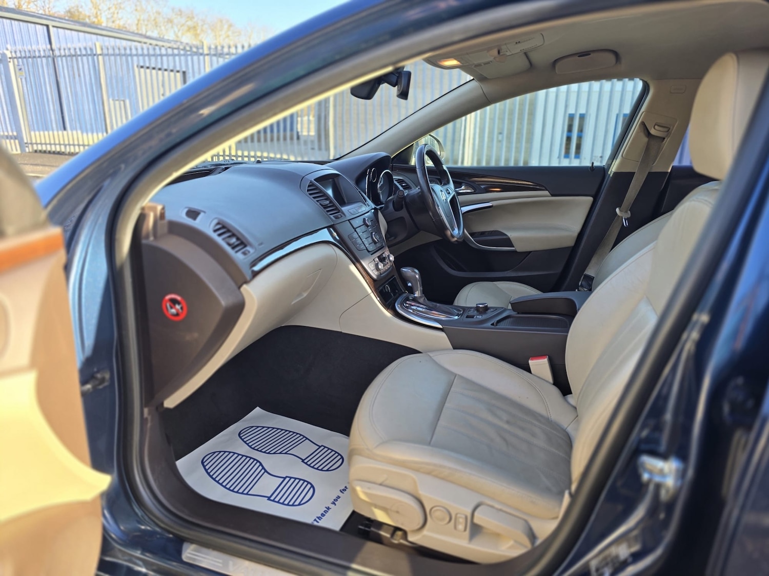 Used Vauxhall Insignia 2011 for sale - 76940505: Photo 19