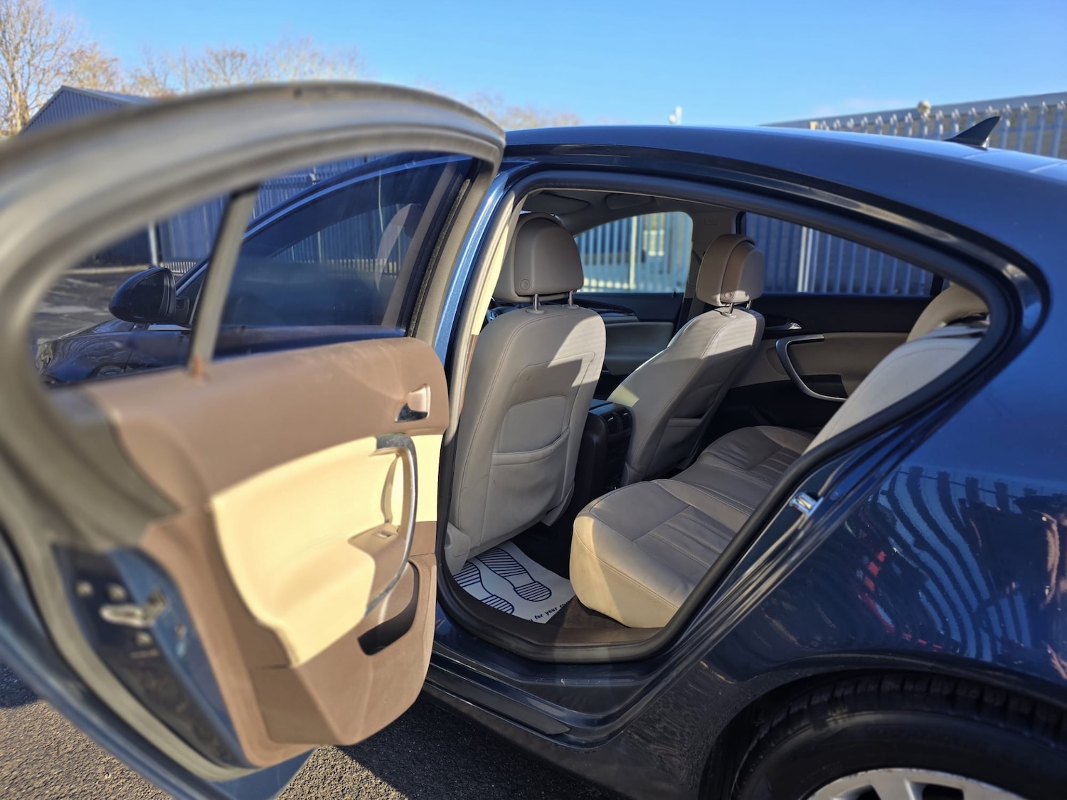 Used Vauxhall Insignia 2011 for sale - 76940505: Photo 26